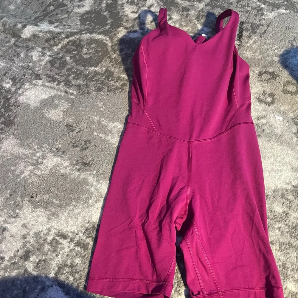 Lululemon bodysuit - Picture 10 of 10